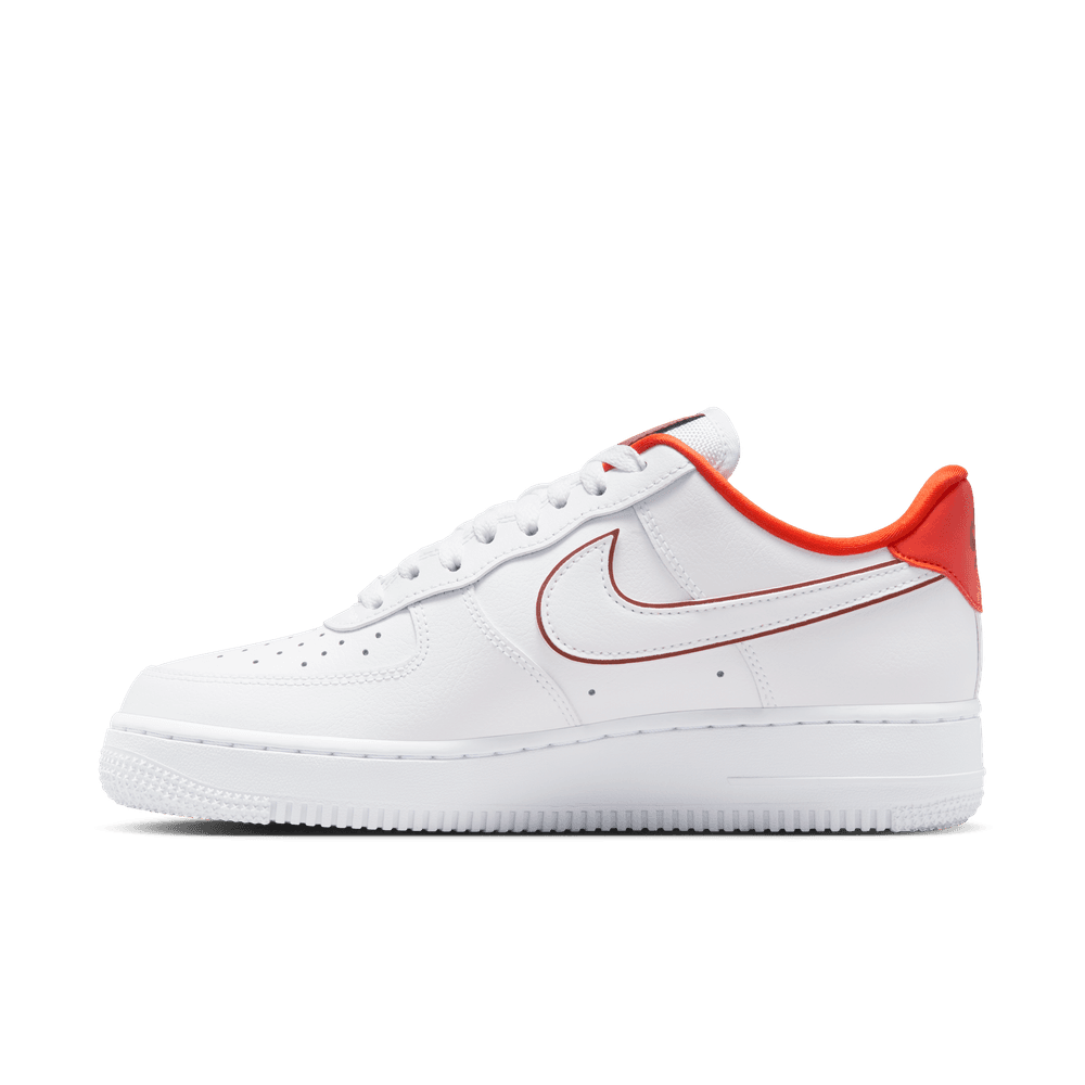 Wmns Nike Air Force 1 "07 Essential