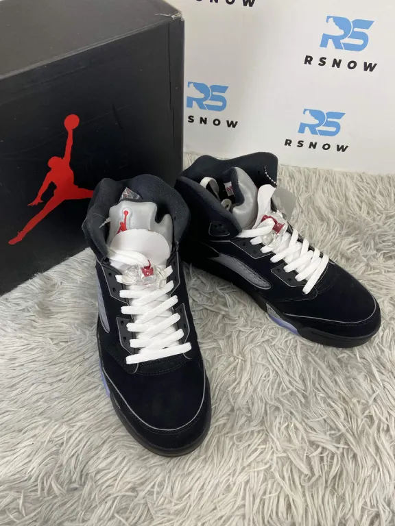 Air Jordan 5 Retro OG Black Metallic Reimagined HF3975-001