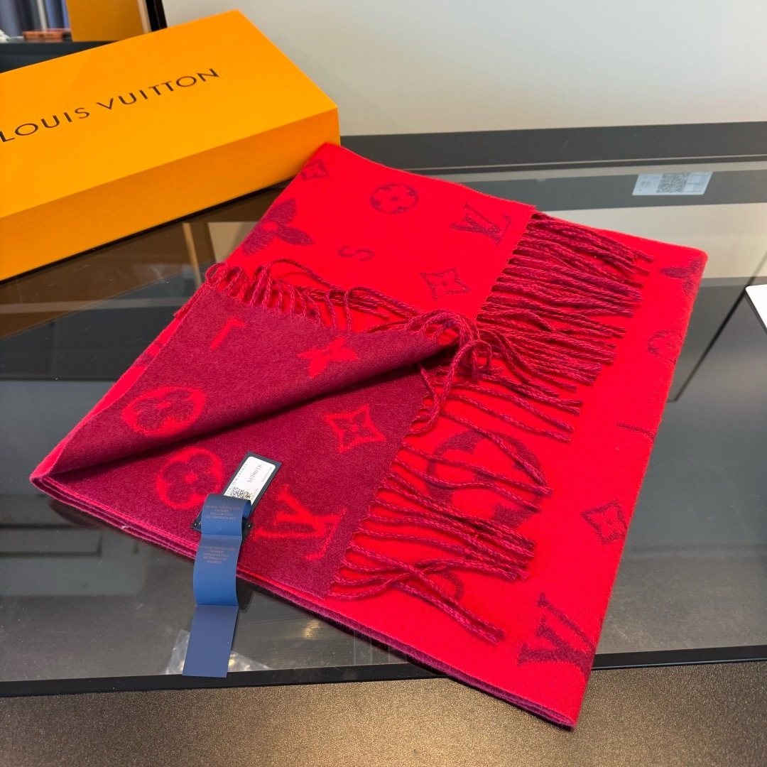 Louis Vuitton Reykjavik 2.0 Red Monogram Scarf