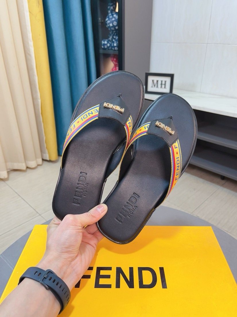 Fendi Men's Logo Strap Thong Sandals