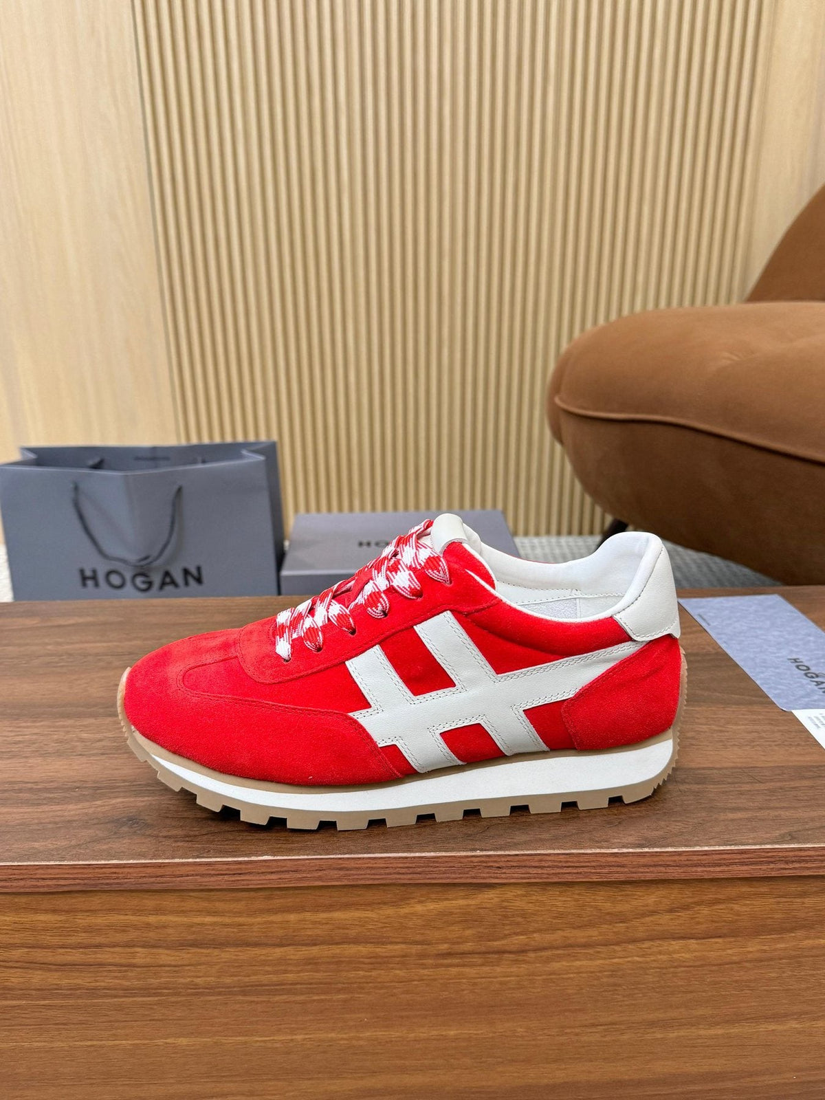 Hogan Leather Low-Top Sneakers